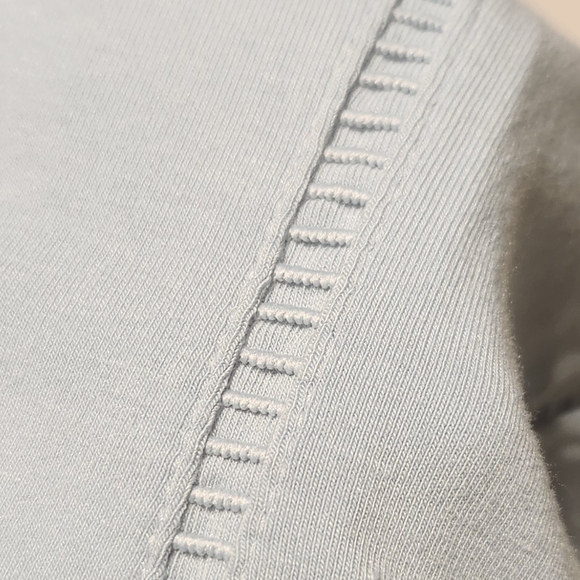 ☘️White House Black Market Light Blue Blouse Size Extra Small - Picture 4 of 4